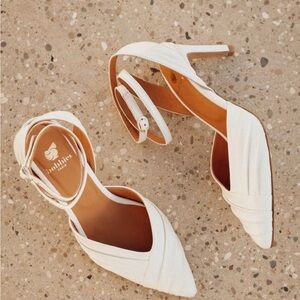 Bobbies Paris Manel Heel in Milk size 41 (9.5-10)